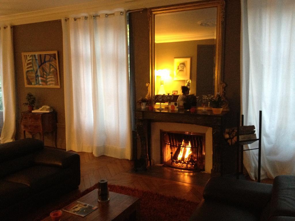 Chambre d'hotes Les Rives de la Tronne Mer Extérieur photo
